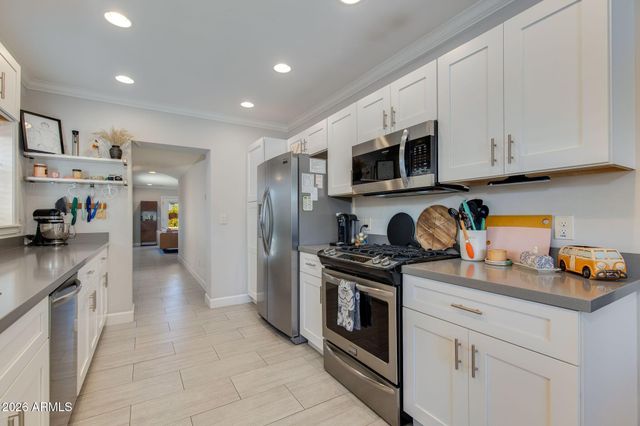 1413 W GLENROSA Avenue, Phoenix, AZ 85013