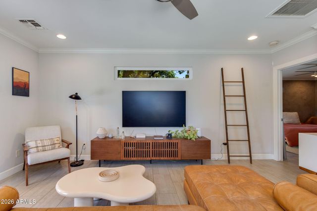 1413 W GLENROSA Avenue, Phoenix, AZ 85013