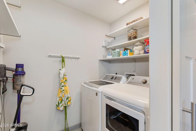 1413 W GLENROSA Avenue, Phoenix, AZ 85013