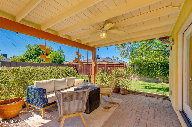 1413 W GLENROSA Avenue, Phoenix, AZ 85013