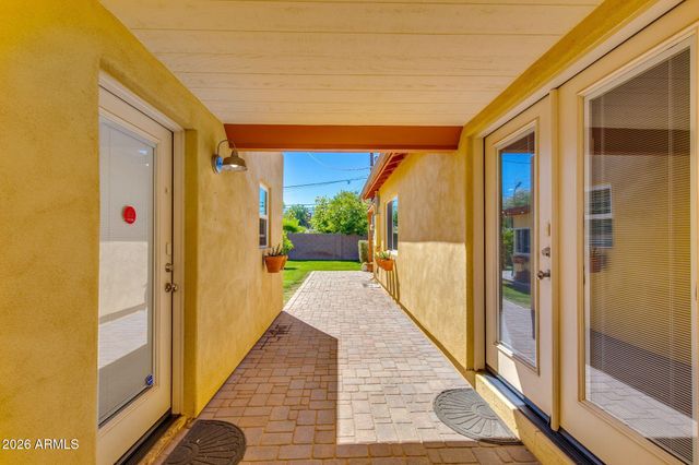 1413 W GLENROSA Avenue, Phoenix, AZ 85013