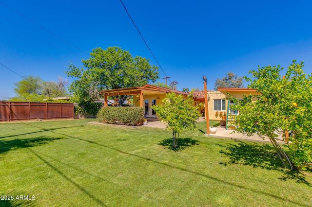 1413 W GLENROSA Avenue, Phoenix, AZ 85013