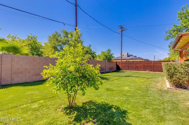 1413 W GLENROSA Avenue, Phoenix, AZ 85013