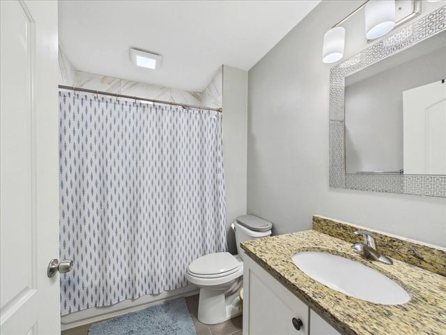 153 Sumner St 1, Quincy, MA 02169
