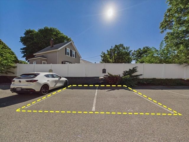153 Sumner St 1, Quincy, MA 02169