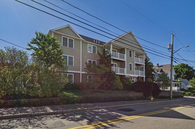 153 Sumner St 1, Quincy, MA 02169