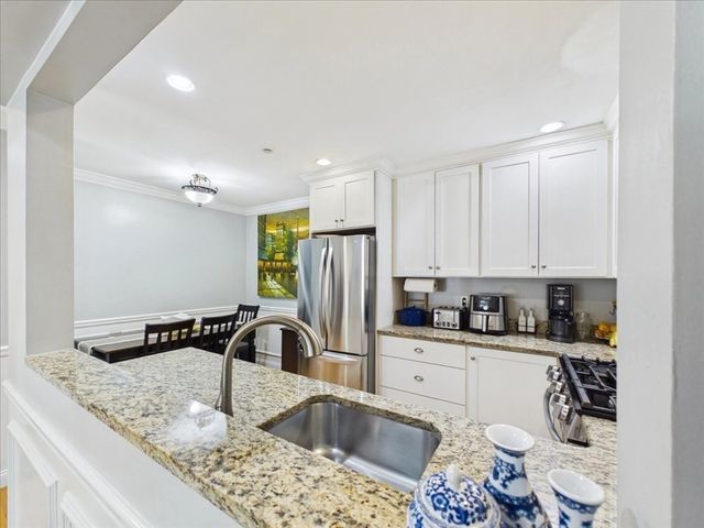 153 Sumner St 1, Quincy, MA 02169
