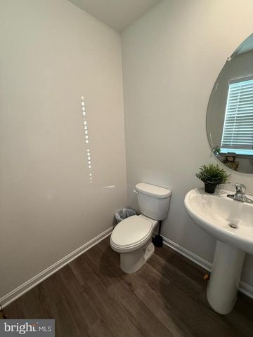 367 CENTERGATE DR, Charles Town, WV 25414