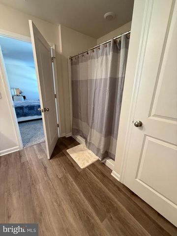 367 CENTERGATE DR, Charles Town, WV 25414