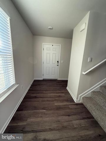 367 CENTERGATE DR, Charles Town, WV 25414