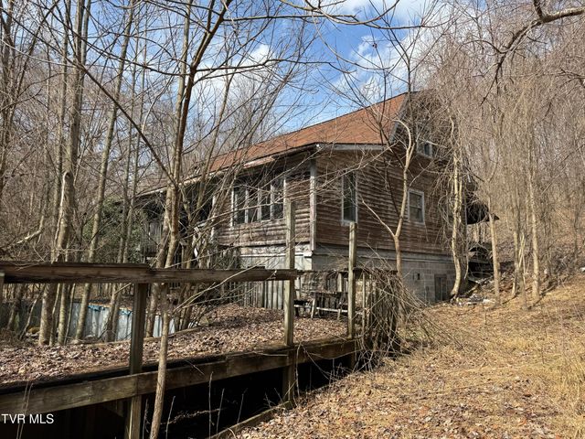 6996 Manville Road, Gate City, VA 24251