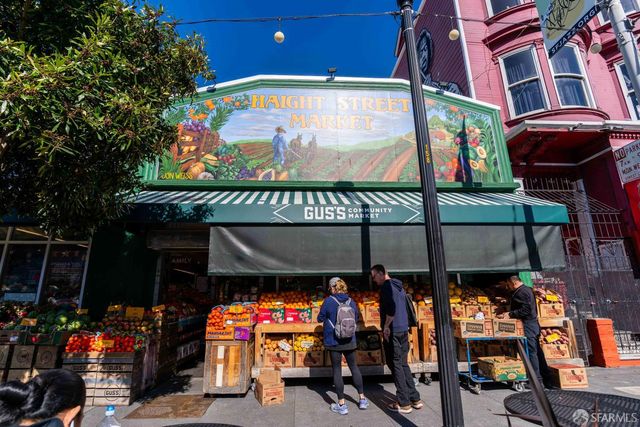 507 Cole Street A, San Francisco, CA 94117