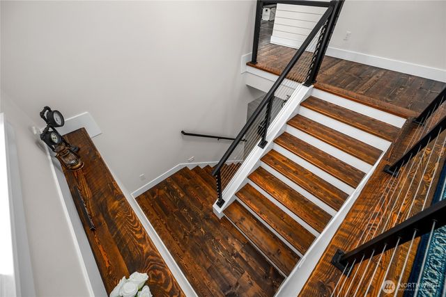 17345 Olympic Pl, Mount Vernon, WA 98274