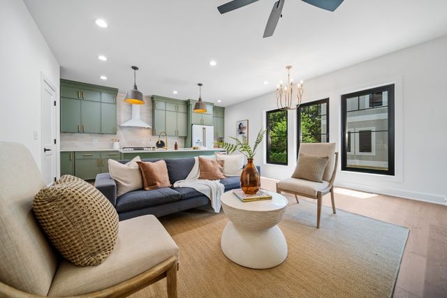 533 Whispering Hills Dr A, Nashville, TN 37211