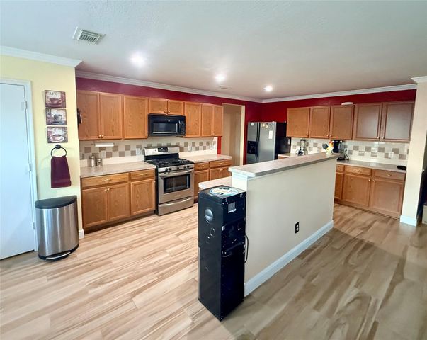 3827 Clobourne Crossing Lane, Friendswood, TX 77546