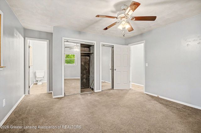 10629 N Royston Road, Grand Ledge, MI 48837