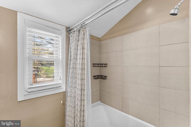 4343 F ST SE, Washington, DC 20019