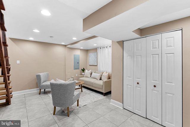 4343 F ST SE, Washington, DC 20019