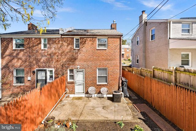 4343 F ST SE, Washington, DC 20019