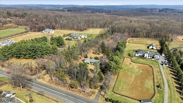 242 Old Turnpike Rd, Tewksbury Twp., NJ 07830