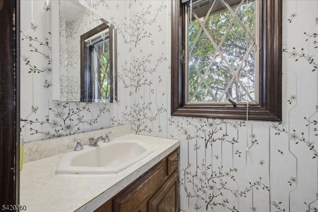 242 Old Turnpike Rd, Tewksbury Twp., NJ 07830