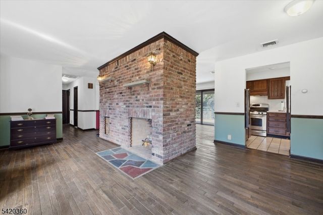 242 Old Turnpike Rd, Tewksbury Twp., NJ 07830