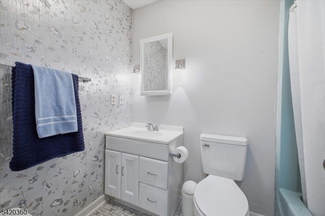 242 Old Turnpike Rd, Tewksbury Twp., NJ 07830