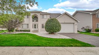 18122 Charlotte Drive, Lansing, IL 60438