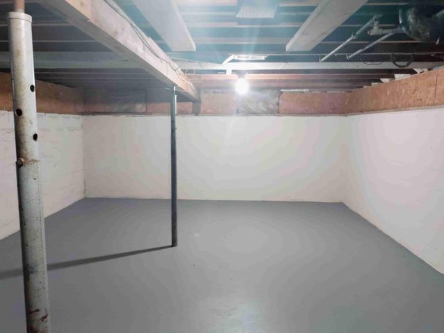 360 W Hume Avenue, Muskegon Heights City, MI 49444