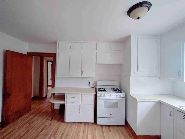 360 W Hume Avenue, Muskegon Heights City, MI 49444