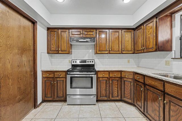 12008 Monarch Pass, Oklahoma City, OK 73162