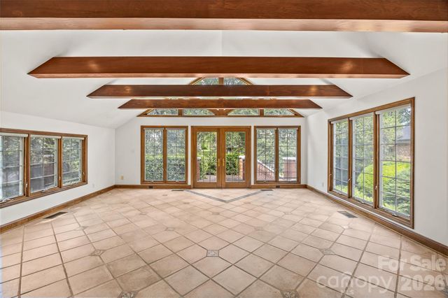 1858 Queens Road W, Charlotte, NC 28207