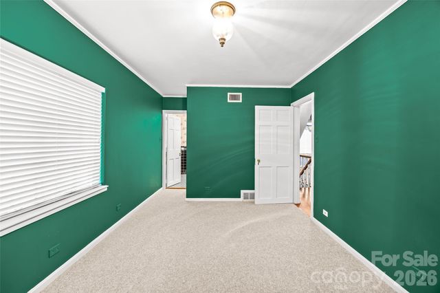 1858 Queens Road W, Charlotte, NC 28207