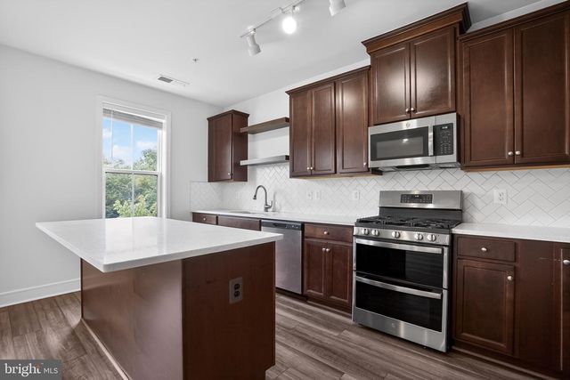43242 FARRINGDON SQ, Broadlands, VA 20148