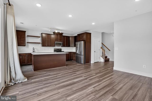 43242 FARRINGDON SQ, Broadlands, VA 20148