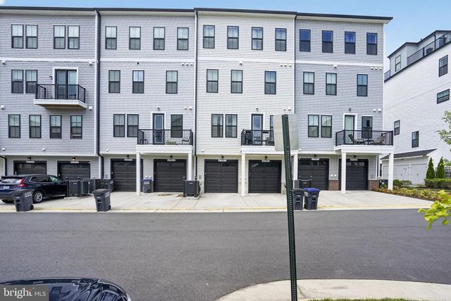 43242 FARRINGDON SQ, Broadlands, VA 20148