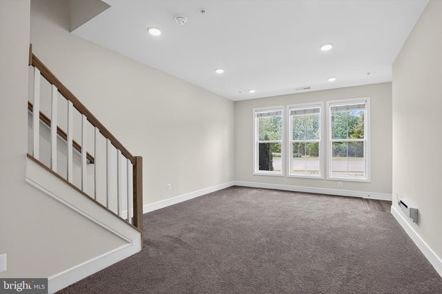 43242 FARRINGDON SQ, Broadlands, VA 20148