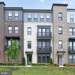 43242 FARRINGDON SQ, Broadlands, VA 20148