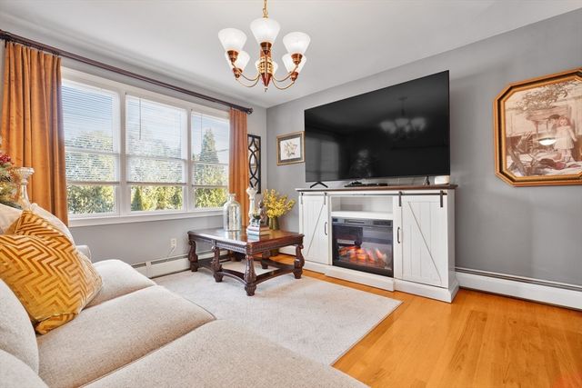 1396 Wilbur Ave, Swansea, MA 02777