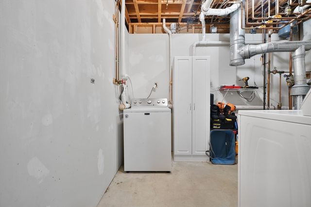 1396 Wilbur Ave, Swansea, MA 02777