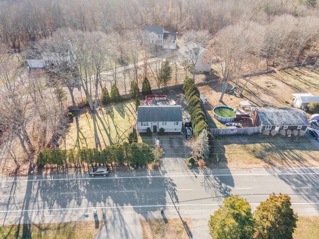 1396 Wilbur Ave, Swansea, MA 02777