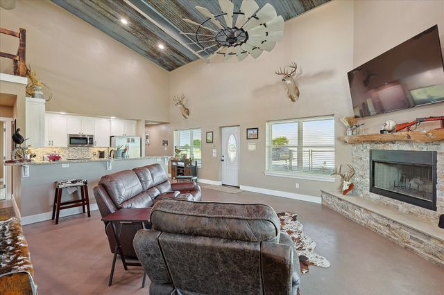 4540 Fm 2450, Krum, TX 76249