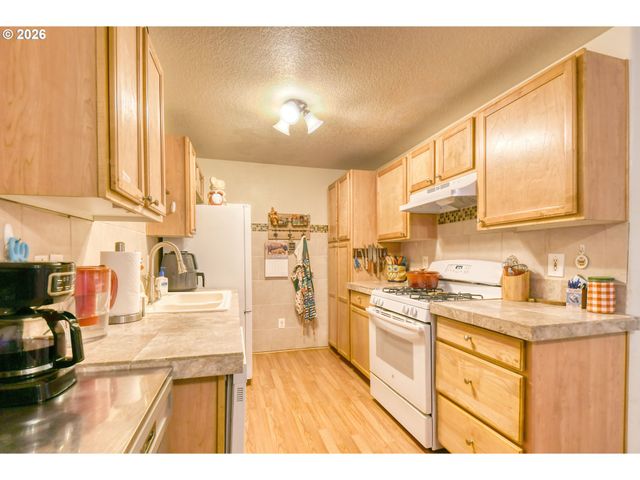 921 Sw NYE Ave, Pendleton, OR 97801