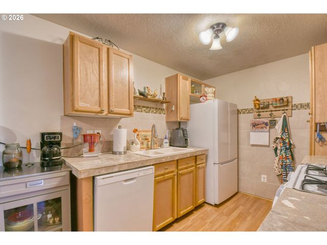 921 Sw NYE Ave, Pendleton, OR 97801