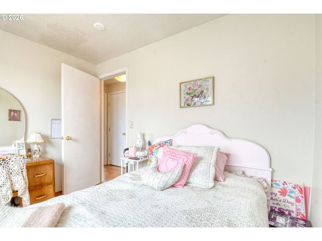 921 Sw NYE Ave, Pendleton, OR 97801