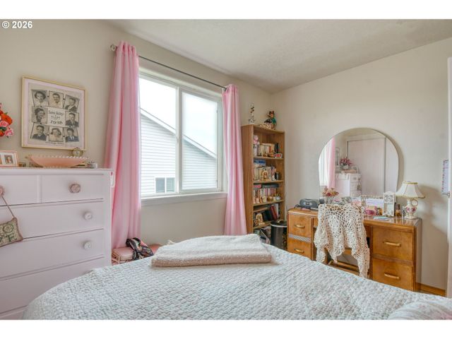 921 Sw NYE Ave, Pendleton, OR 97801