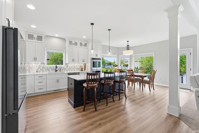 14118 Sandstone Drive, Fort Wayne, IN 46814