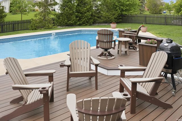 14118 Sandstone Drive, Fort Wayne, IN 46814