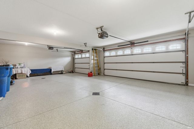 14118 Sandstone Drive, Fort Wayne, IN 46814