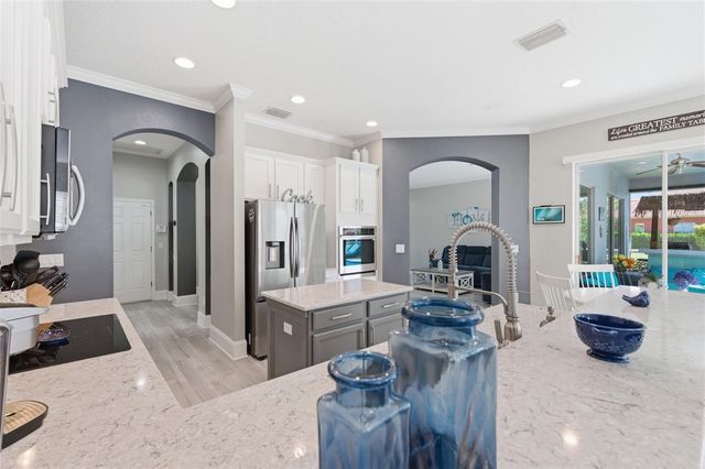 11508 OYSTER BAY CIRCLE, New Port Richey, FL 34654